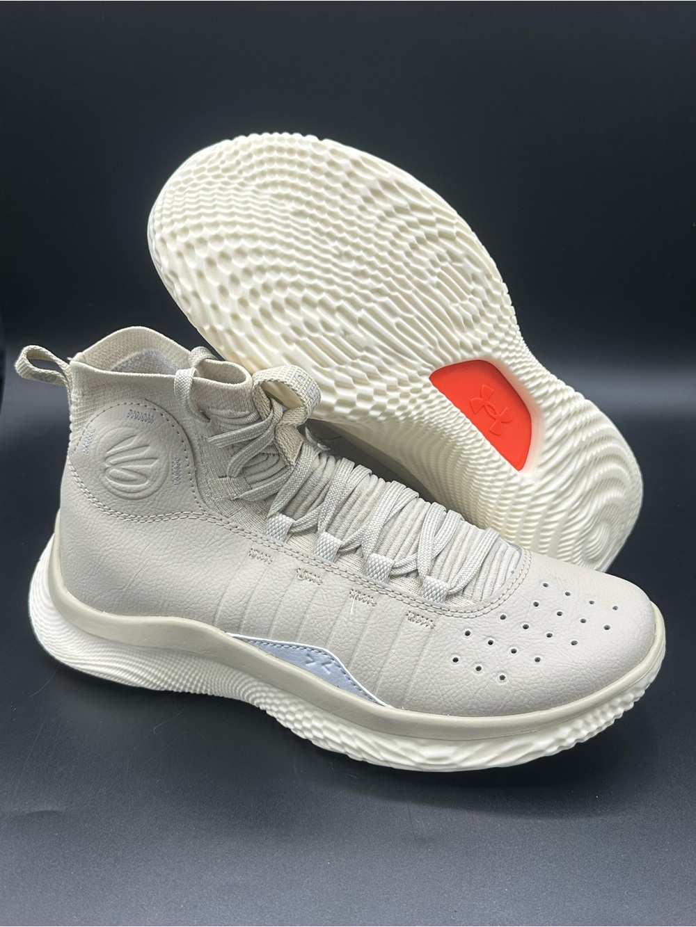 Under Armour Curry 4 FloTro Sandstorm  Men's Basketball Sneaker  Size 7.5